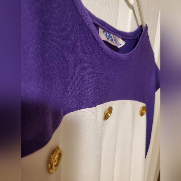 🔴 Retro white purple colour block dress with gold buttons and matching belt - Picture 5 of 5